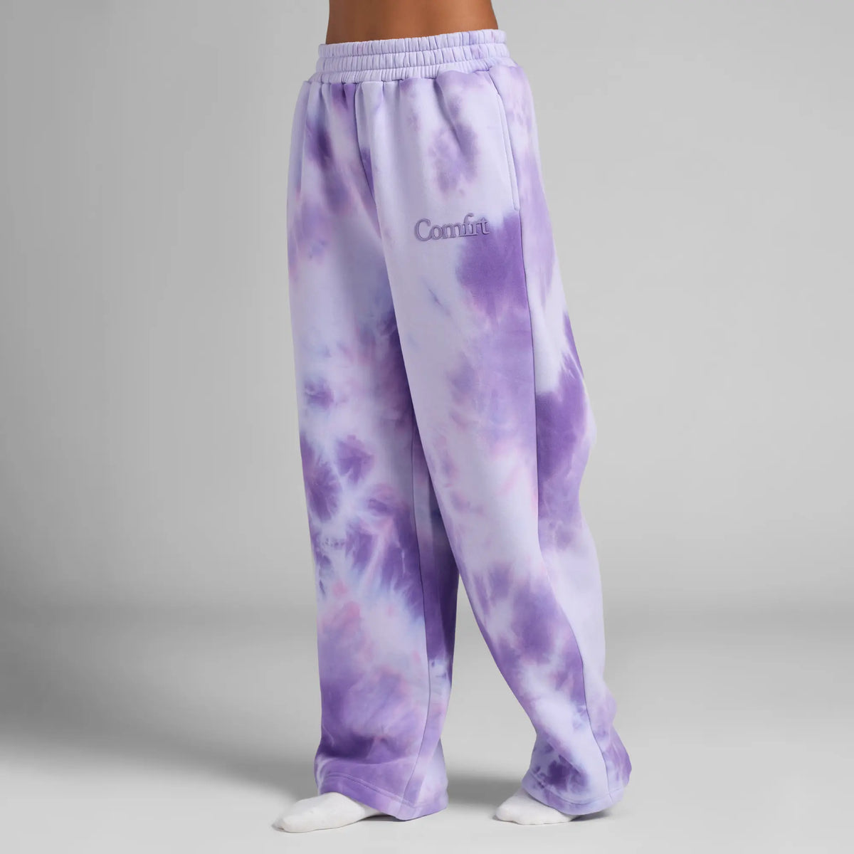 Minimalist Straight Leg Sweatpants for Women